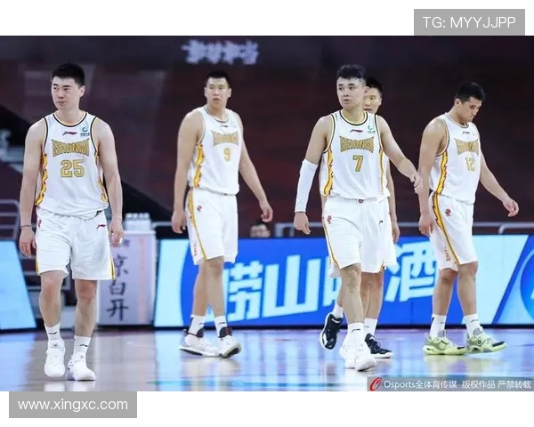 7月25号精彩足球比赛直播全程回顾与精彩瞬间分享
