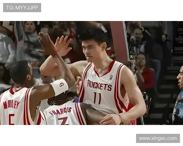 阿泰斯特姚明的篮球传奇与友谊之路：从对抗到合作的精彩故事