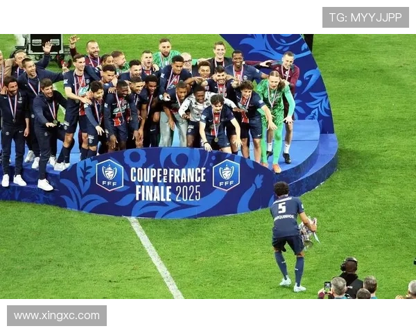 巴黎火力全开上半场狂轰四球再现欧冠巅峰自十月后首度达成壮举