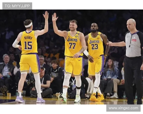 洛杉矶湖人队正式宣布与佩林卡续约续写辉煌未来 洛杉矶湖人队正式宣布与佩林卡续约续写辉煌未来